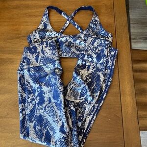 Carbon 38 Set New without Tags